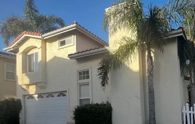Large 4 Bedroom 3 Bath House w/ 2 car garage