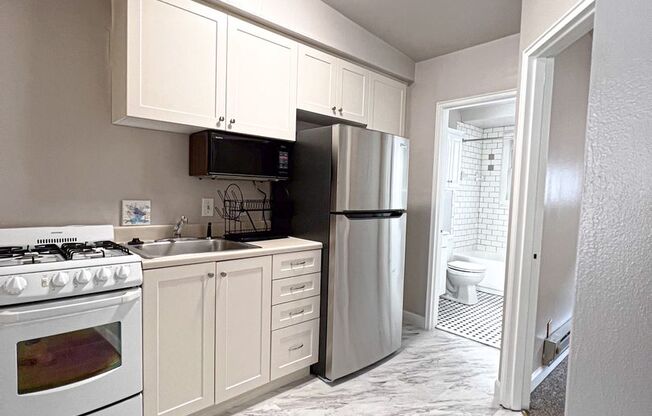 1 bed, 1 bath, 460 sqft, $1,295, Unit UNIT 208 *