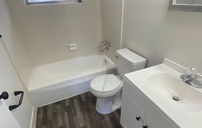 2 beds, 1 bath, $1,499