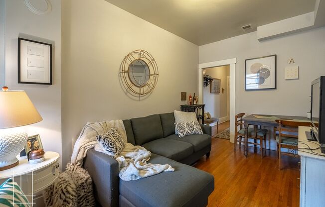 1 bed, 1 bath, $1,150, Unit 1119 Pennsylvania Ave Apt. B