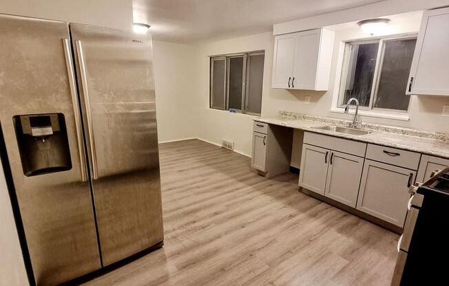 3 beds, 2.5 baths, $1,495, Unit 1