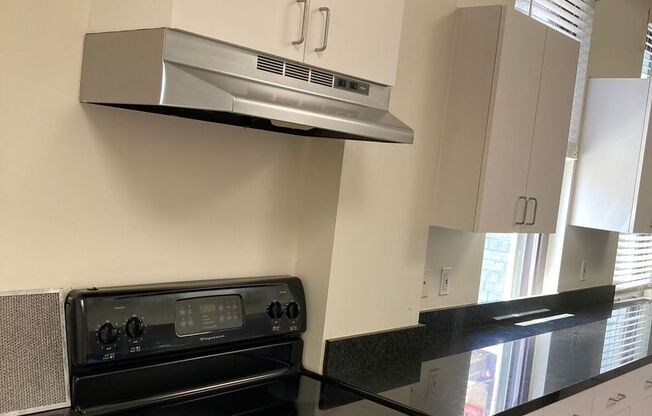 1 bed, 1 bath, 726 sqft, $2,500, Unit 1014-805