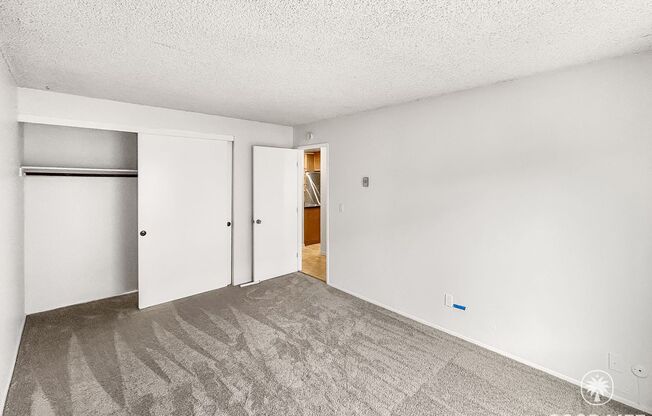 Beautiful 2BD 1 BA Condo in Pacific Beach w/ Reserved Parking