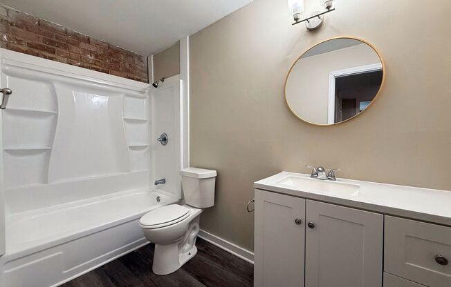 2 beds, 1 bath, 925 sqft, $1,120, Unit 205