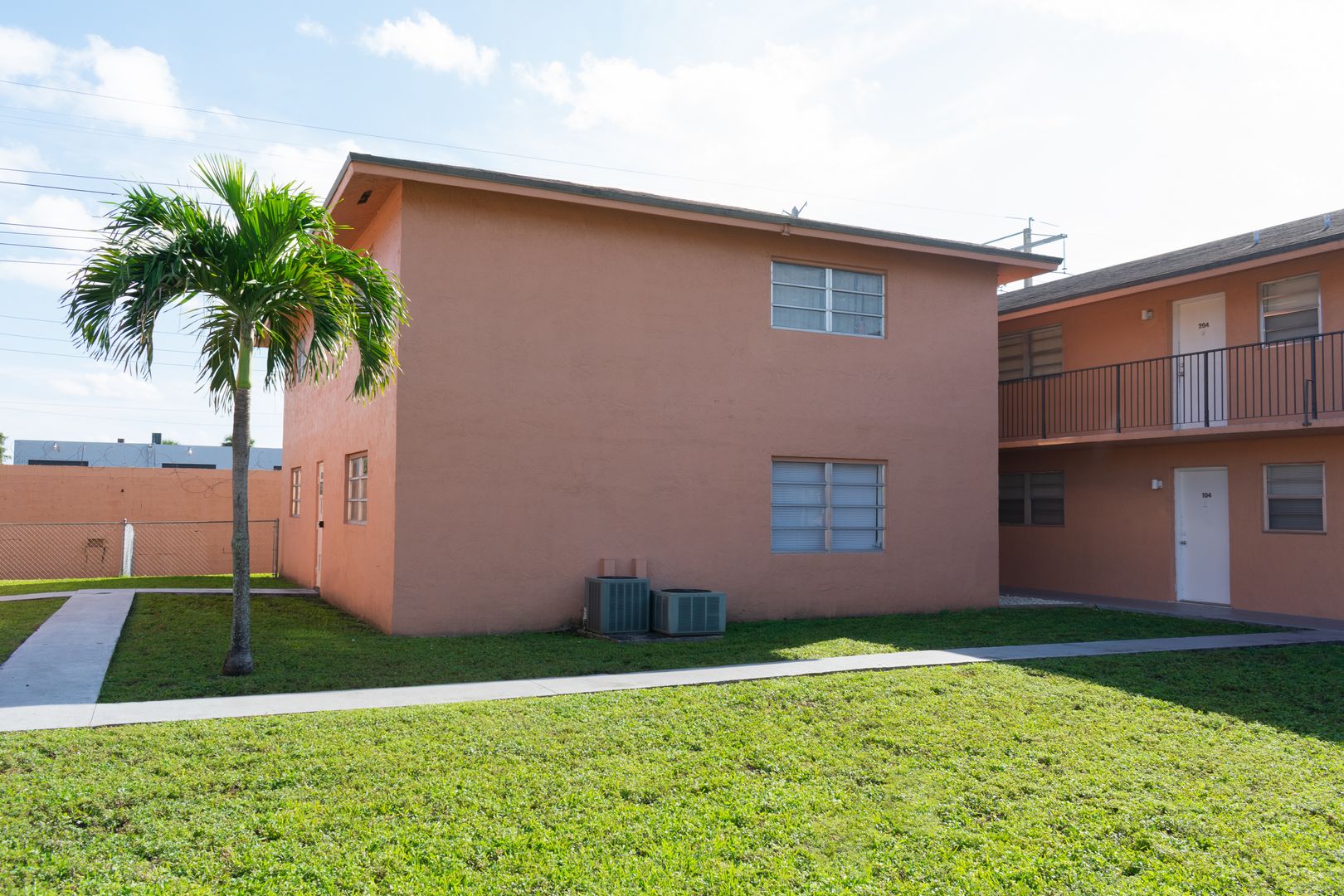 For Rent - 2/1 - $2,000 Apartment near Westland Mall and Palmetto General Hospital