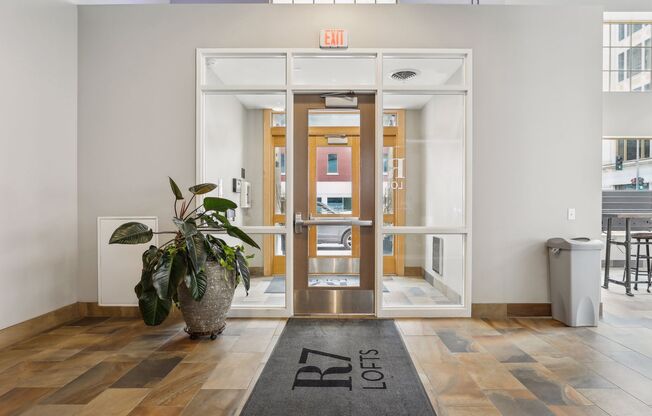 R7 Lofts
