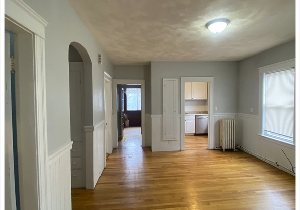 87 KINSMAN
