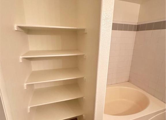 2 beds, 2 baths, $1,350