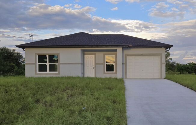 BRAND NEW 2/2/1- GREAT LEHIGH LOCATION