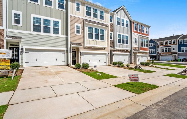 2804 Austin Falls Station, Apex NC 27502