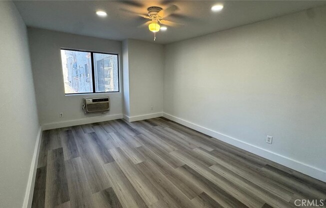 3 beds, 2 baths, 1,267 sqft, $3,600