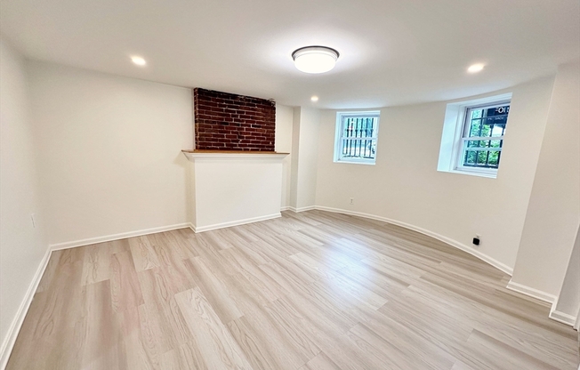 420 SUMNER ST