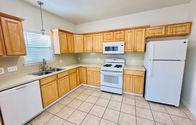 4 Bed 2 bath home in East Austin - Great location renovated home