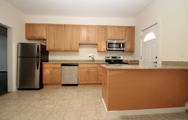 1 bed, 1 bath, $2,195, Unit 43M