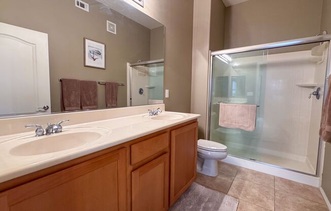 2 beds, 2 baths, 1,070 sqft, $1,400, Unit 8985 S Durango Dr 89113 (FAHW-py-gy-SW)