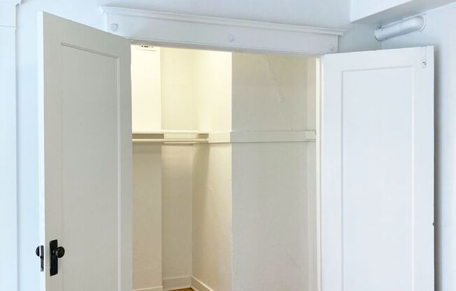 Studio, 1 bath, 335 sqft, $1,895, Unit Unit 108 (furnished)