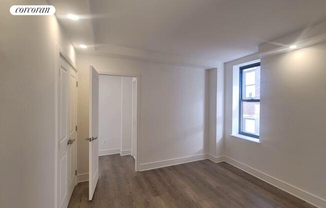 2 beds, 2 baths, $7,650, Unit 10B