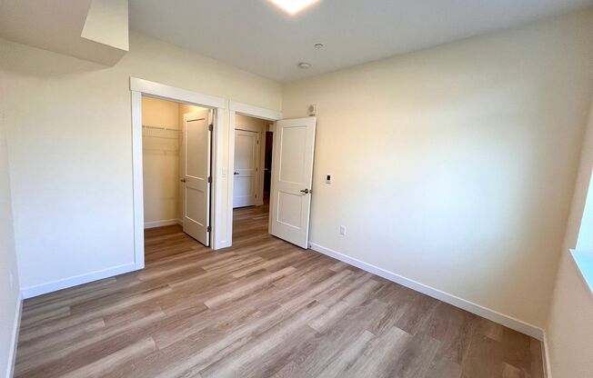 2 beds, 1 bath, $1,875, Unit A207