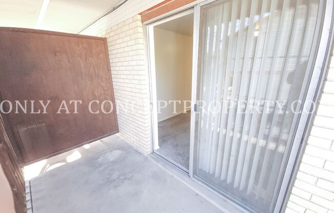 2 beds, 1 bath, 700 sqft, $1,349, Unit 21