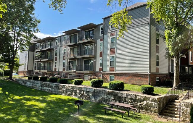 1 bed, 1 bath, 784 sqft, $1,145, Unit 7620109