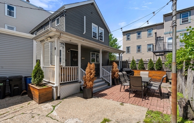 9 DEXTER ST