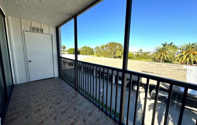 2 beds, 2 baths, $3,500, Unit #311