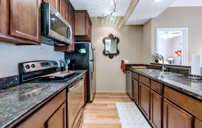 2 beds, 2 baths, $1,995, Unit # 1083