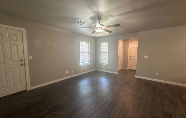 3 beds, 2 baths, $1,495