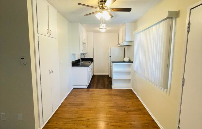 490-7548 LEXINGTON AVE., LLC
