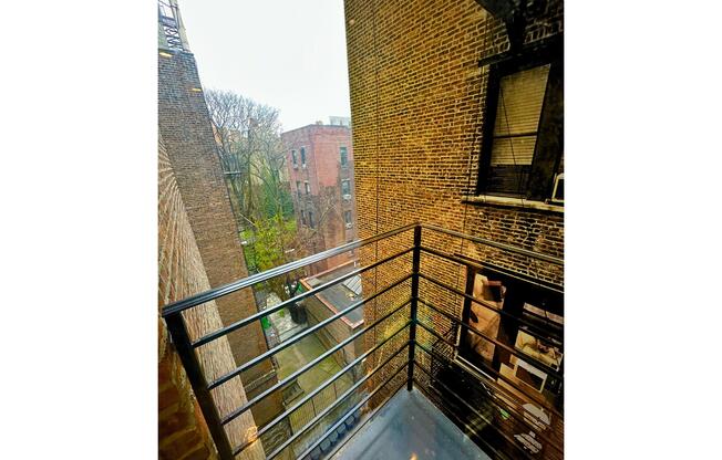 5 beds, 2 baths, $12,495, Unit 12B