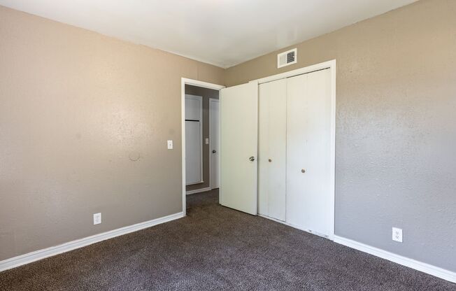 4 beds, 1 bath, $1,375