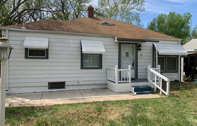 $950 - 2 bedroom 1 bathroom - Beautiful single family home! Accepting Housing Voucher