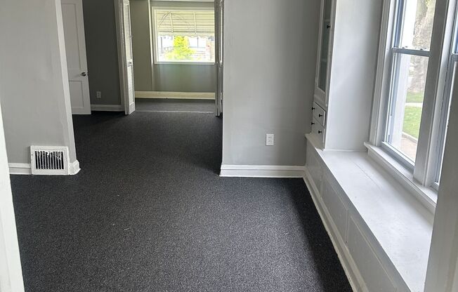 3643 E 146th