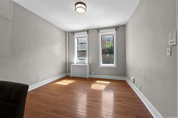 Studio, 1 bath, 575 sqft, $1,700, Unit 1RF