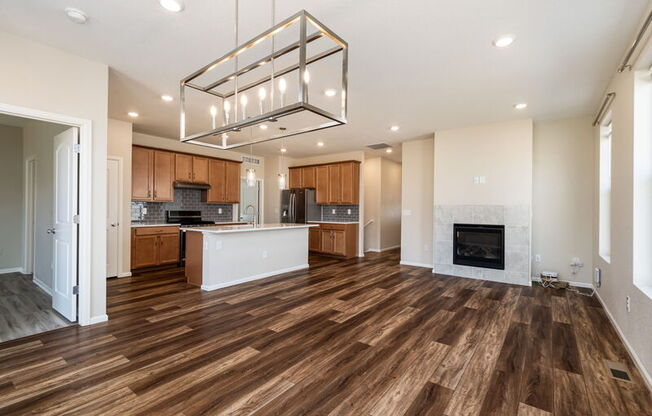 21109 E 61 AVE