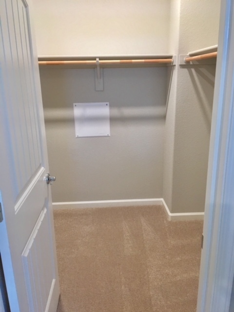 Natomas Crossing Nearly New Rental w/4 Bedrooms