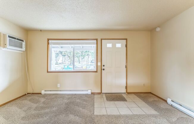 1 bed, 1 bath, $1,200, Unit # 1