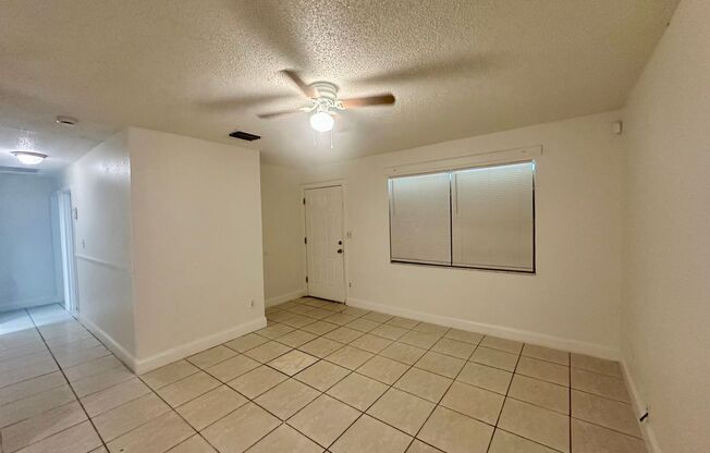 Charming 3 Bedroom Home in the Heart of Orlando!
