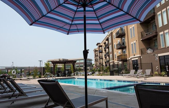 2 beds, 2 baths, 946 sqft, $1,299, Unit 530