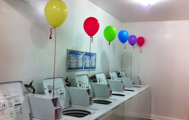 Studio, 1 bath, 400 sqft, $1,425, Unit I315