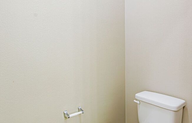 3 beds, 3 baths, $2,200