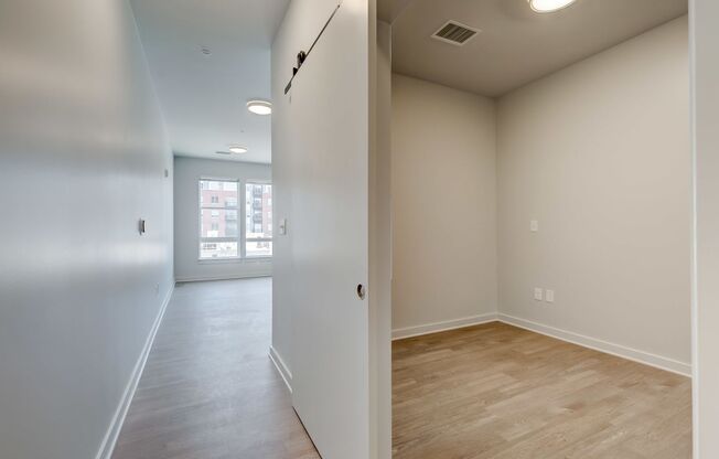 1 bed, 1 bath, 500 sqft, $1,350, Unit 306
