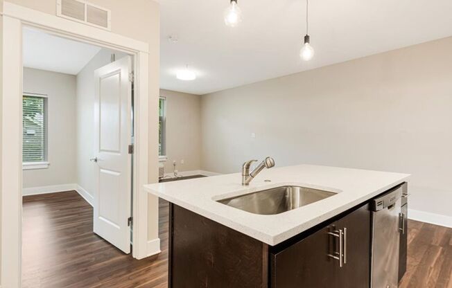 2 beds, 1 bath, 751 sqft, $1,995, Unit 305