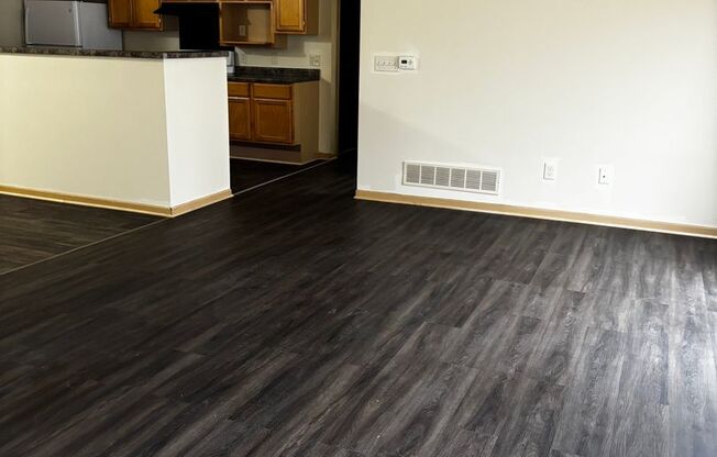 2 beds, 1 bath, 1,080 sqft, $999, Unit PHV - 306