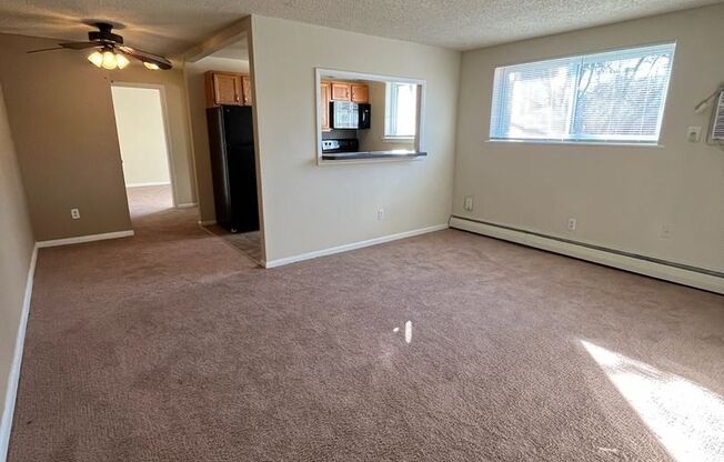 1 bed, 1 bath, 550 sqft, $1,200, Unit E10