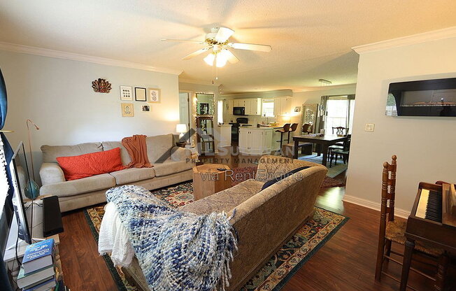 1610 MARLY DR