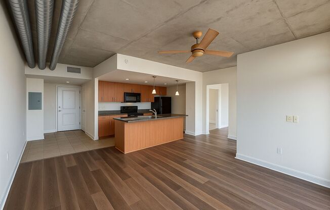 1 bed, 2 baths, $2,595, Unit # 507
