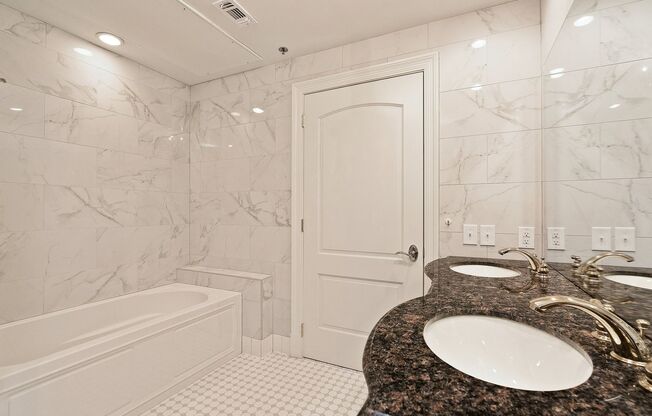 1 bed, 2 baths, 1,061 sqft, $1,980, Unit 209