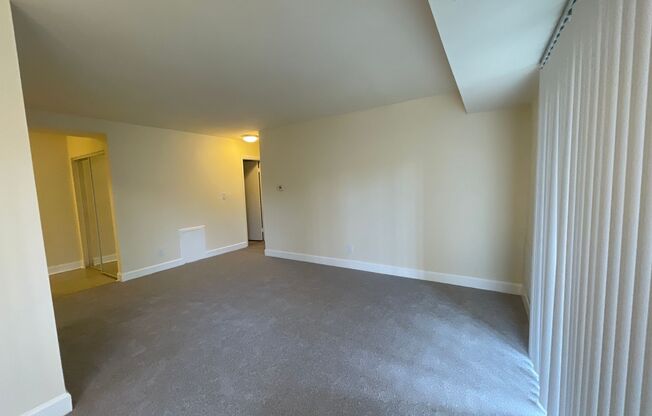 1 bed, 1 bath, 745 sqft, $1,550, Unit 14202 #A1