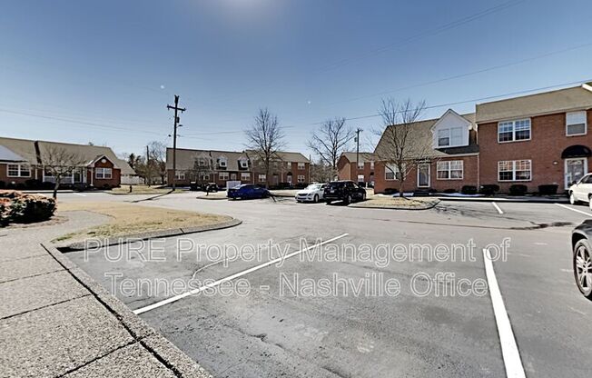 2120 Lebanon Pike